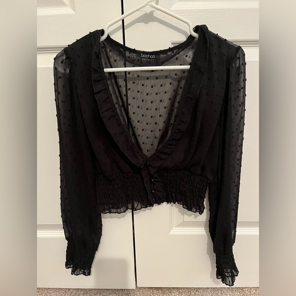 Boo hoo long sleeve low cut crop